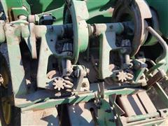 items/3937e6008919ef118ee800224890aa2e/johndeere4ttsmallsquarebaler_e6492b0deda8477ea3abc67b1a6eed21.jpg