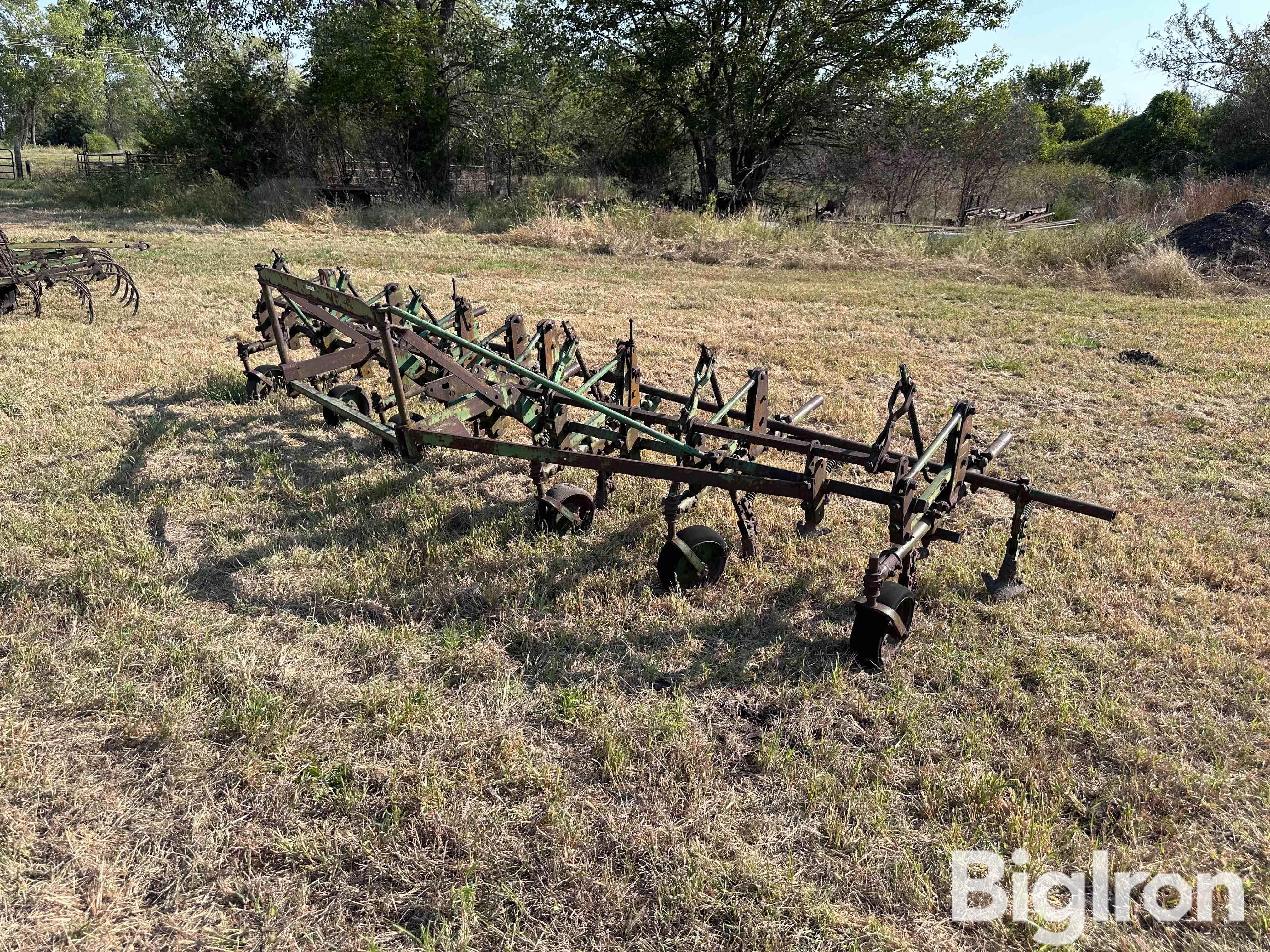 John Deere A4 6R30" Row Crop Cultivator 