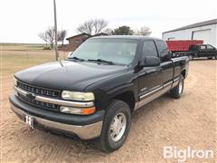 2000 GMC 1500 4x4 Ext Cab Pickup 