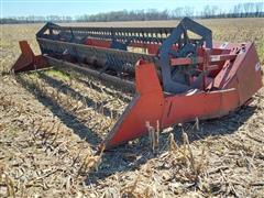 1983 International 820 20' Flex Header 