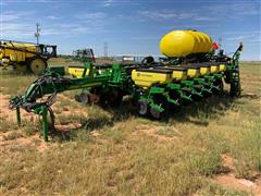 2018 John Deere 1775NT 16R30 Planter 