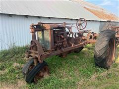 Farmall Regular 2WD Parts Tractor 