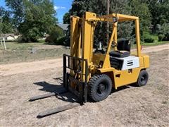 2008 Komatsu FG25-7 Forklift 