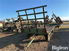 John Deere 770 T/A Field Hay Trailer 