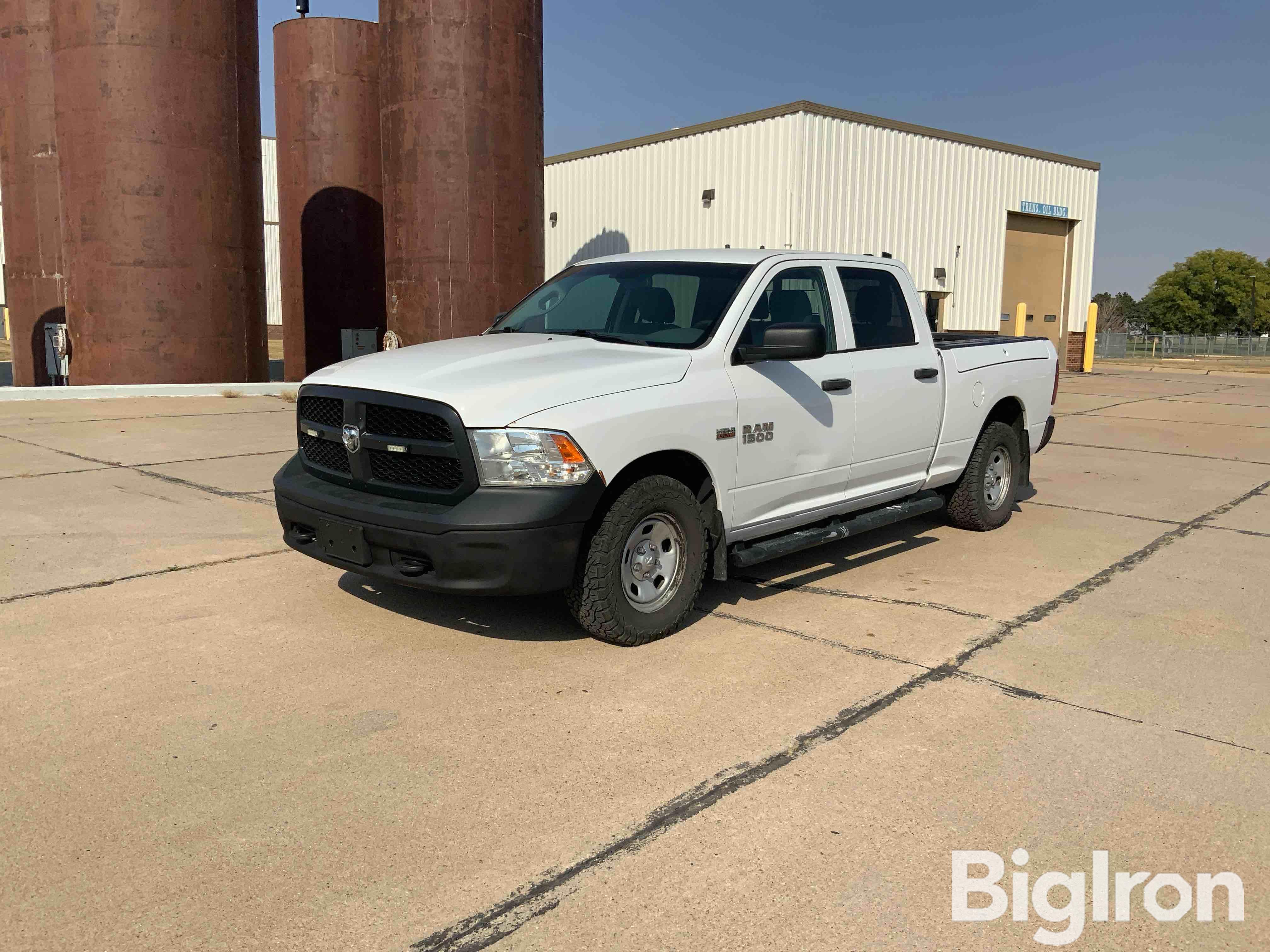 2017 RAM 1500 4x4 Crew Cab Pickup 