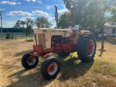 1966 Case 831 2WD Tractor 