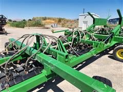 items/3ac2d8baa3524c4f8ecc50561e51572b/2005johndeere18901900airseederandcart_a8b48c334fb0483b909d9310ec8ba669.jpg