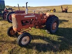 Allis-Chalmers D17 2WD Tractor 