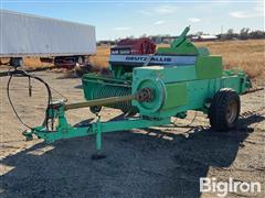 Deutz-Allis HD 490 Small Square Baler 