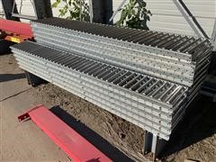 Span-Track Aluminum Roller Conveyors 