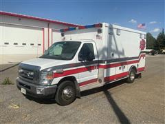 2008 Ford E450 Road Rescue/Type III Ultramedic 2WD Ambulance 