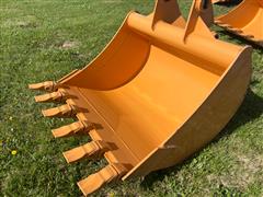 2021 Case 3X32 Backhoe Bucket 