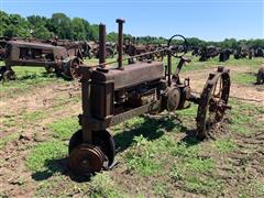 John Deere B 2WD Tractor 