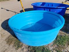 Behlen 6' Round Poly Stock Tanks 