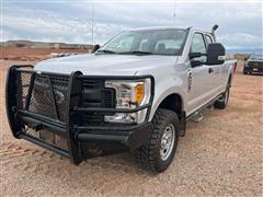 2017 Ford F350 Super Duty 4x4 Extended Cab Pickup 
