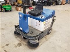 1998 Windsor Industries Radius RRB47 Industrial Ride-On Floor Sweeper 