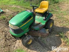 John Deere LA145 Riding Mower 