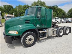 2013 Mack CXU613 T/A Day Cab Truck Tractor 