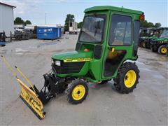 John Deere 4100 MFWD Compact Utility Tractor 