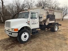 1993 International 4700 Feed Mixer Truck 