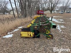 items/3ceb0b6ba5dcef11b5427c1e52426a9d/johndeere8858r30cultivator-7_29b702e14c65434c81874fe522bf015d.jpg