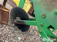 items/3ceb0b6ba5dcef11b5427c1e52426a9d/johndeere8858r30cultivator-7_98e11f65cc6447a2bfc60a7376dd139e.jpg