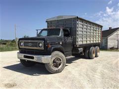 1976 Chevrolet C70 T/A Grain Truck 