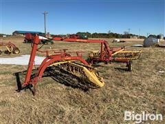 New Holland 252/260 Twin Rake 