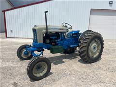 1964 Ford 4000 2WD Tractor 