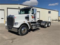 2022 Freightliner 122SD T/A Day Cab Truck Tractor 