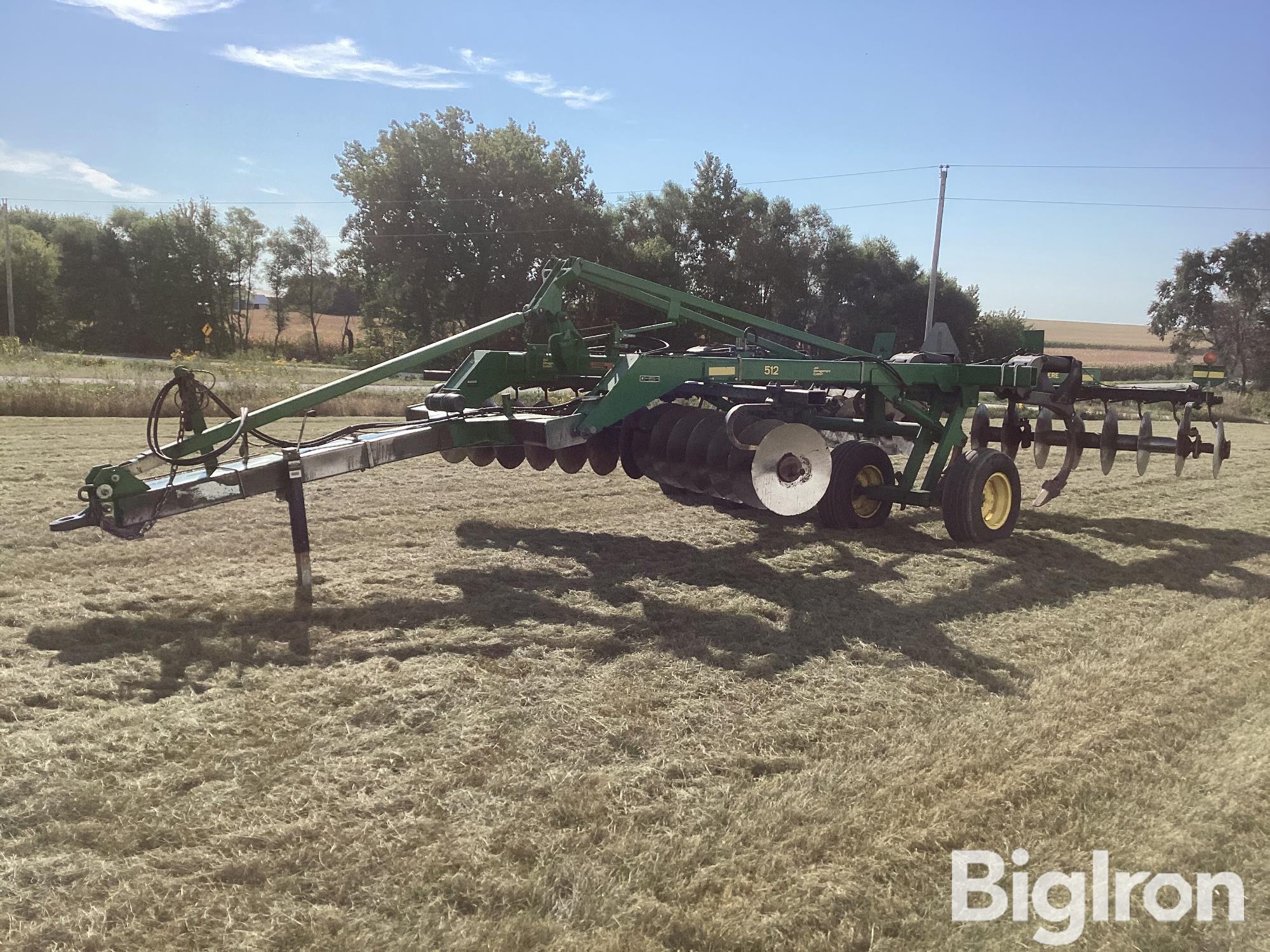 John Deere 512 5-Shank Disk Ripper 