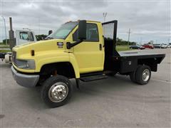 2007 GMC C5500 4x4 Flatbed Truck 