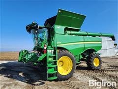 2020 John Deere S770 2WD Combine 