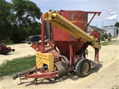 New Holland 355 Grinder Mixer 