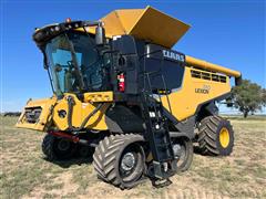 2019 CLAAS Lexion 740TT 2WD Combine 