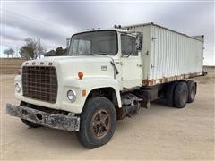 1970 Ford LT8000 T/A Grain/Silage Truck 