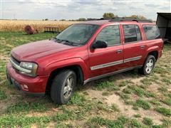 2002 Chevrolet Trailblazer LT 2WD SUV 