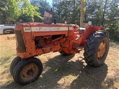 Allis-Chalmers D17 2WD Tractor 