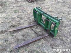 John Deere 59 Pallet Forks 