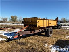 Knight 300 Manure Spreader 