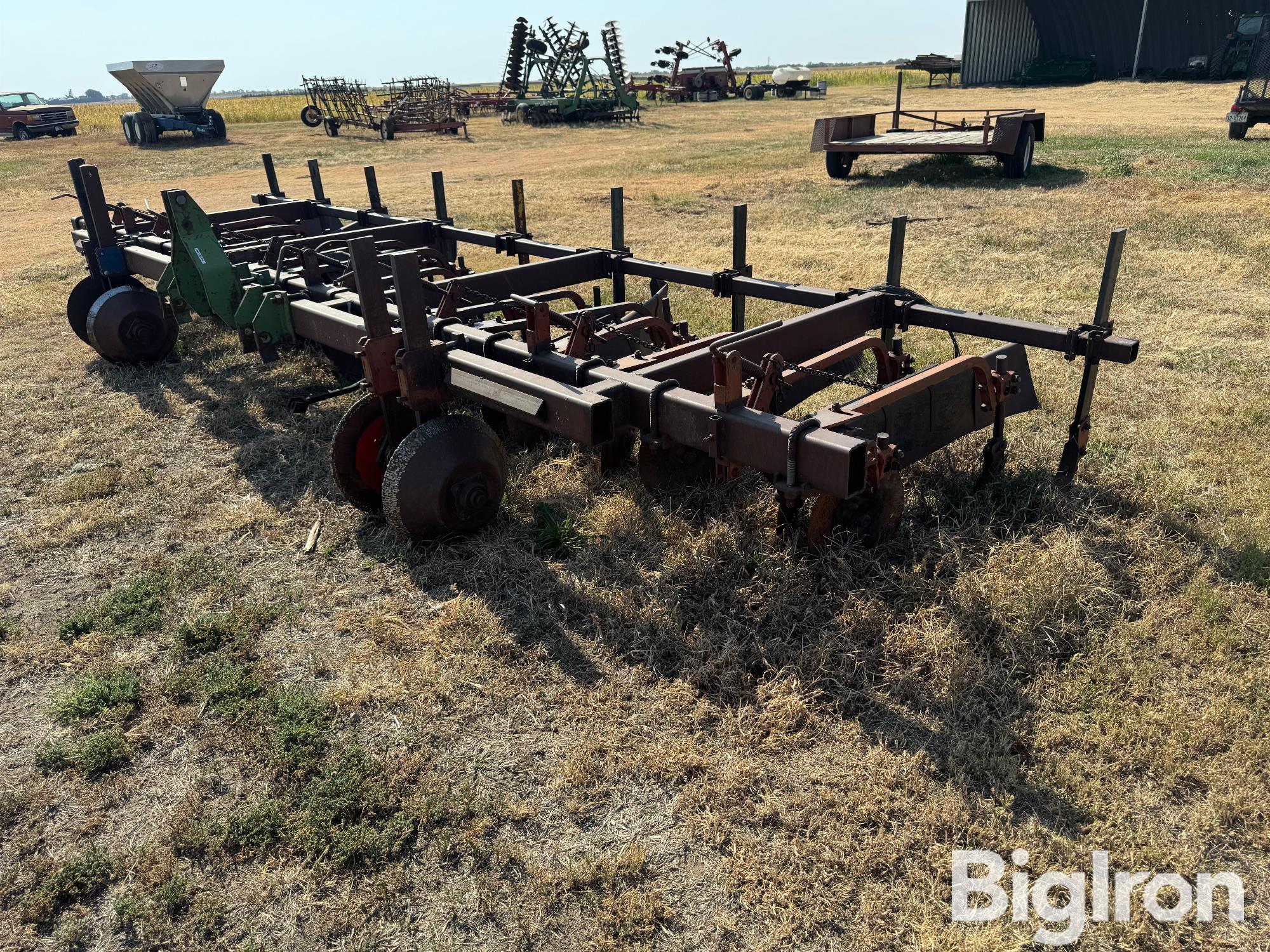 International 170 8R30" Cultivator 