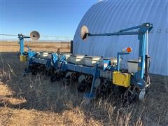 2012 Kinze 8R30 3-Pt Planter 