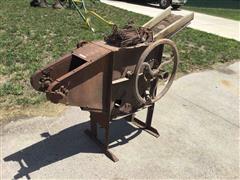 Stand Up Corn Sheller W/Crank Handle 