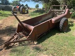 International 200 Manure Spreader 