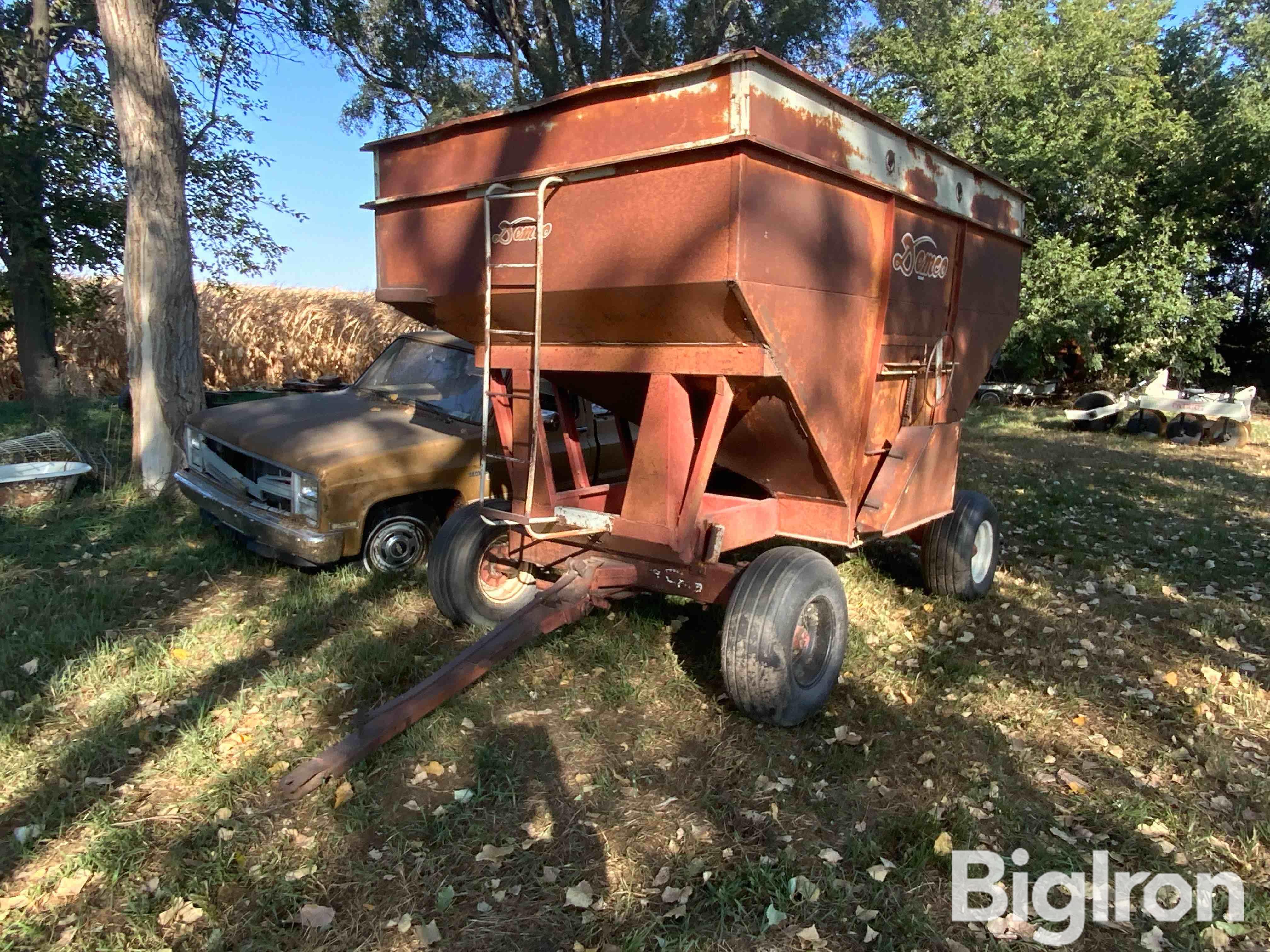 Demco Pull Type Gravity Wagon 