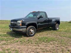 2004 Chevrolet 3500 4x4 Dually Pickup 