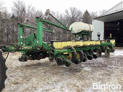 2001 John Deere 1770 Conservation MaxEmerge Plus 16R30 Planter 