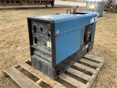 Miller Bobcat 225 Welder 