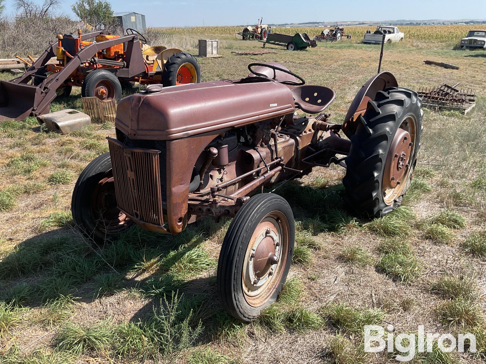 1946 Ford 2N 2WD Tractor 