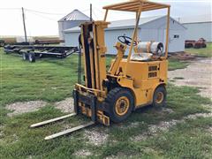 Baker FMF-040 Forklift 